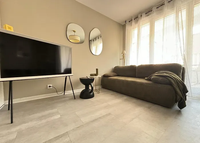 Chic Urbain Studio Moderne Aux Portes De Paris